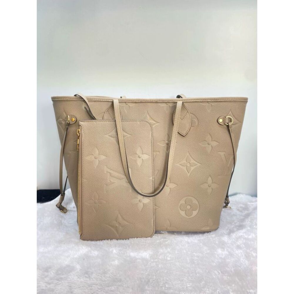 Louis Vuitton Women Pre-Loved Bag Very Good Condition